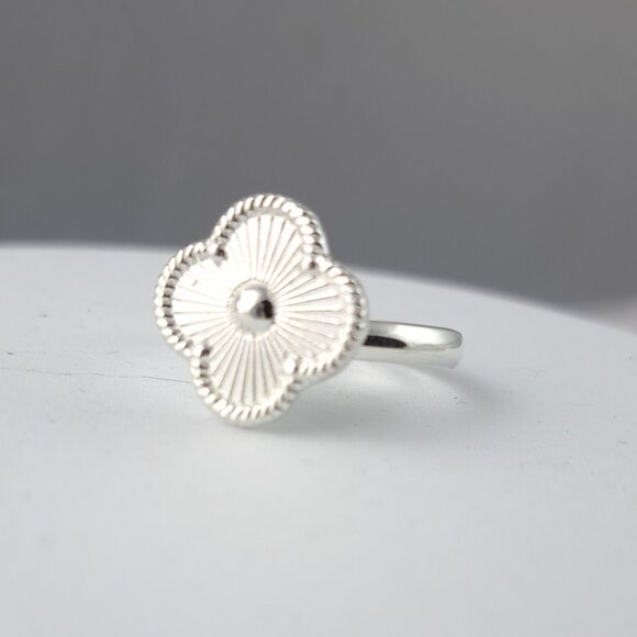 .950 Peruvian Silver Ring - Picture 3 of 4